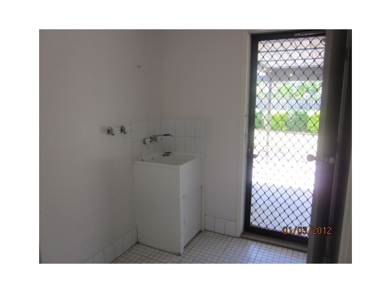 7 Emperor Court, Kingston QLD 4114