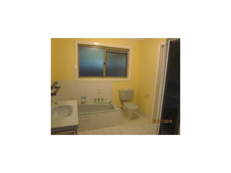 4 Elton Street, Daisy Hill QLD 4127