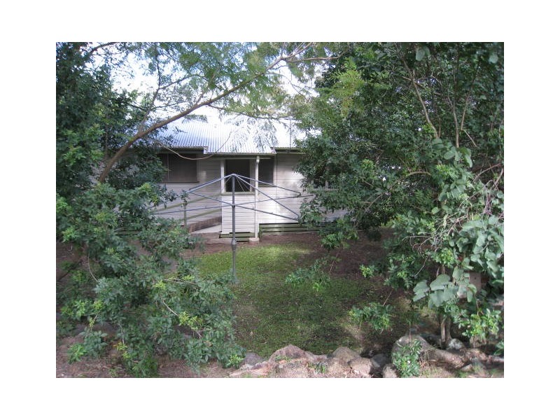 16 Henty Street, Woodridge QLD 4114