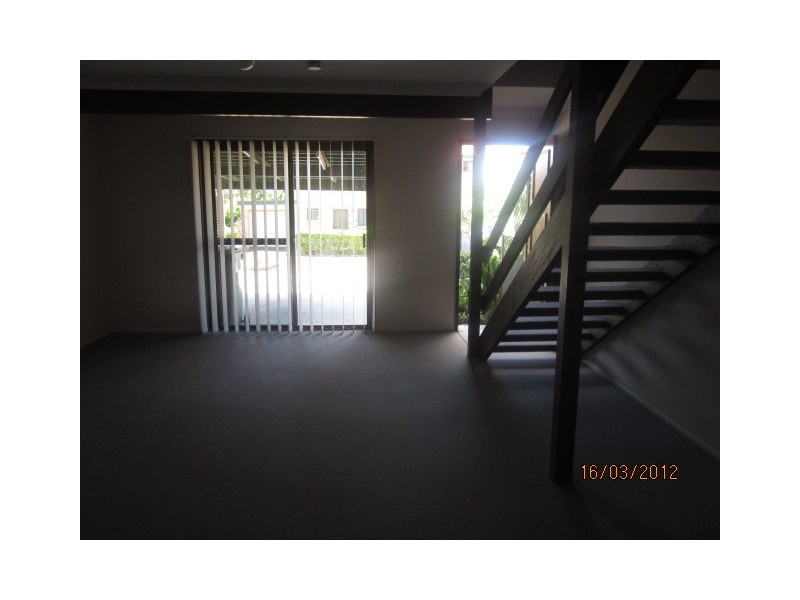 4/63 Southgate Drive, Woodridge QLD 4114