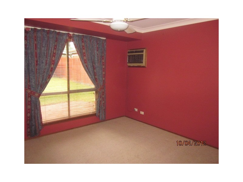 17 Oxley Circuit, Daisy Hill QLD 4127