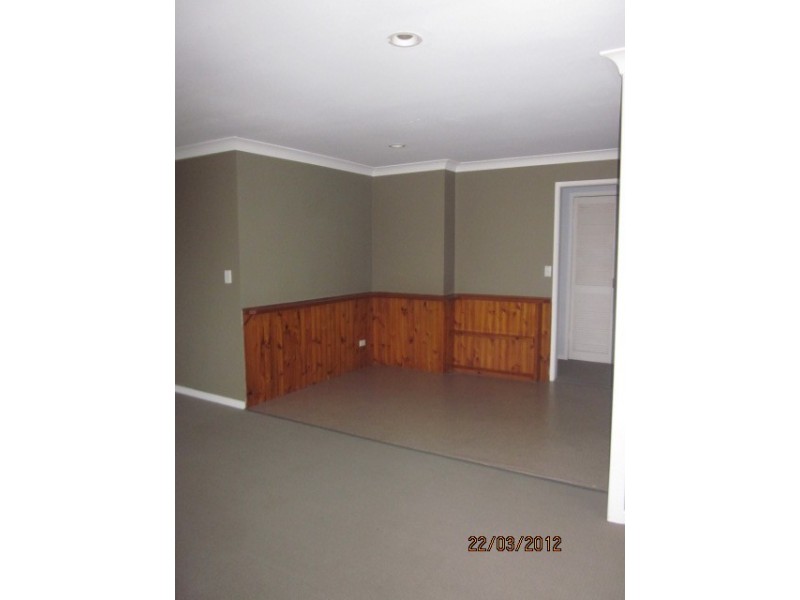 15 Peel Street, Redland Bay QLD 4165