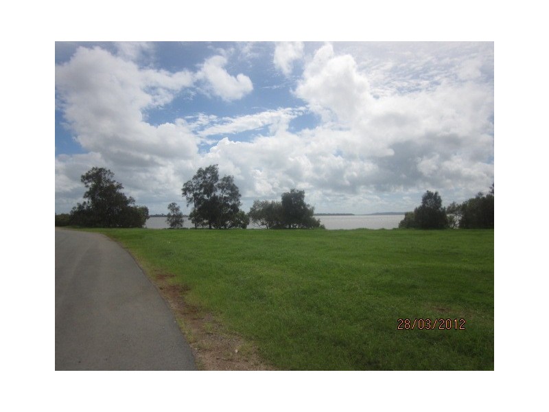 15 Peel Street, Redland Bay QLD 4165