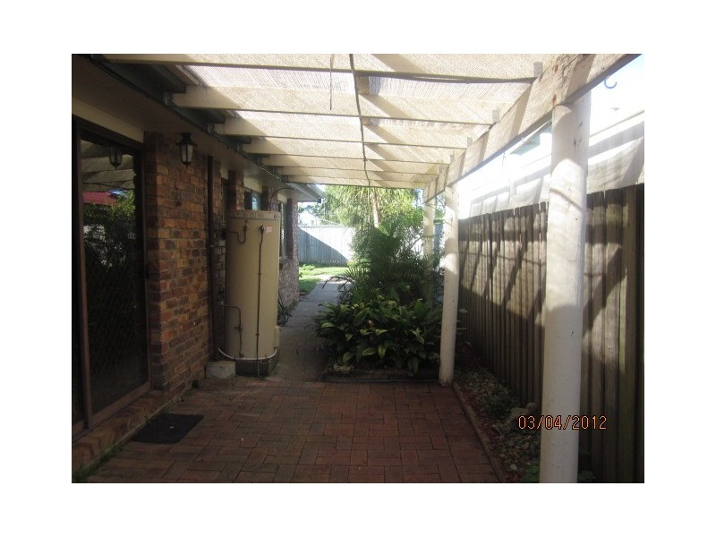 8 Felice Street, Daisy Hill QLD 4127