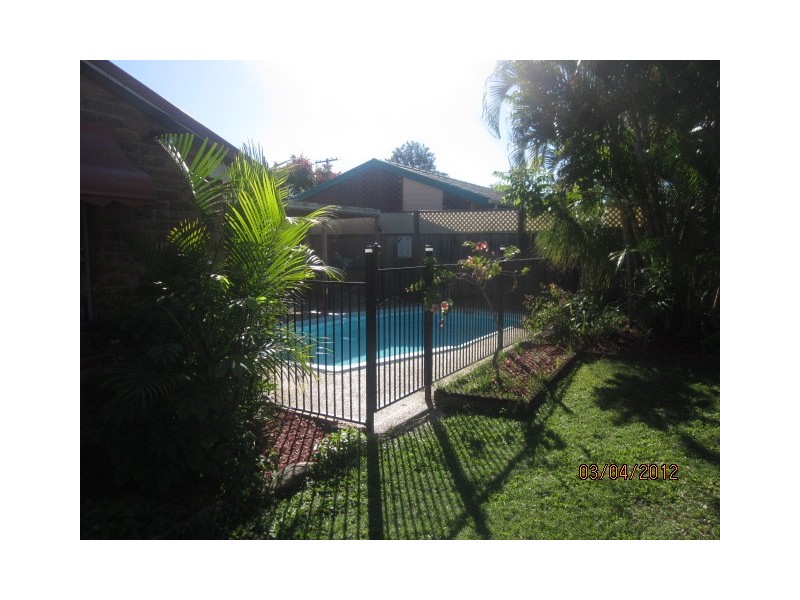 8 Felice Street, Daisy Hill QLD 4127