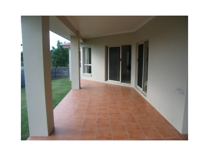 31 Silky Oak Drive, Brookwater QLD 4300
