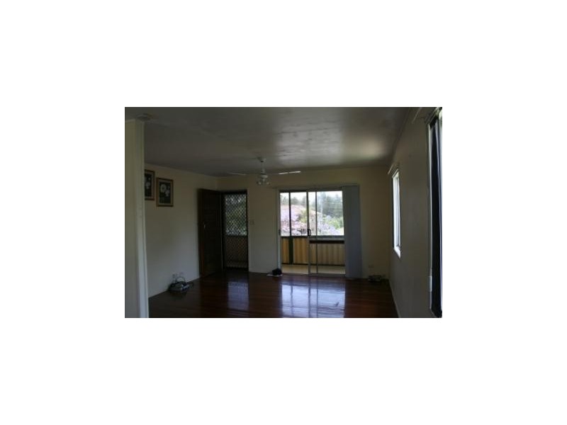 147 Jacaranda Avenue, Kingston QLD 4114