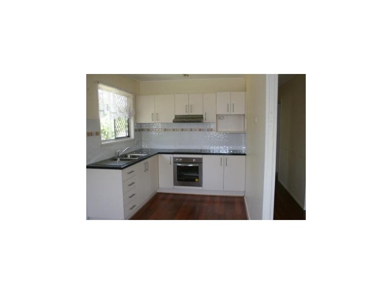 147 Jacaranda Avenue, Kingston QLD 4114