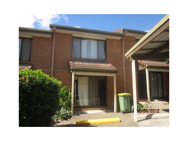 2/15  Elkhorn Street, Woodridge QLD 4114
