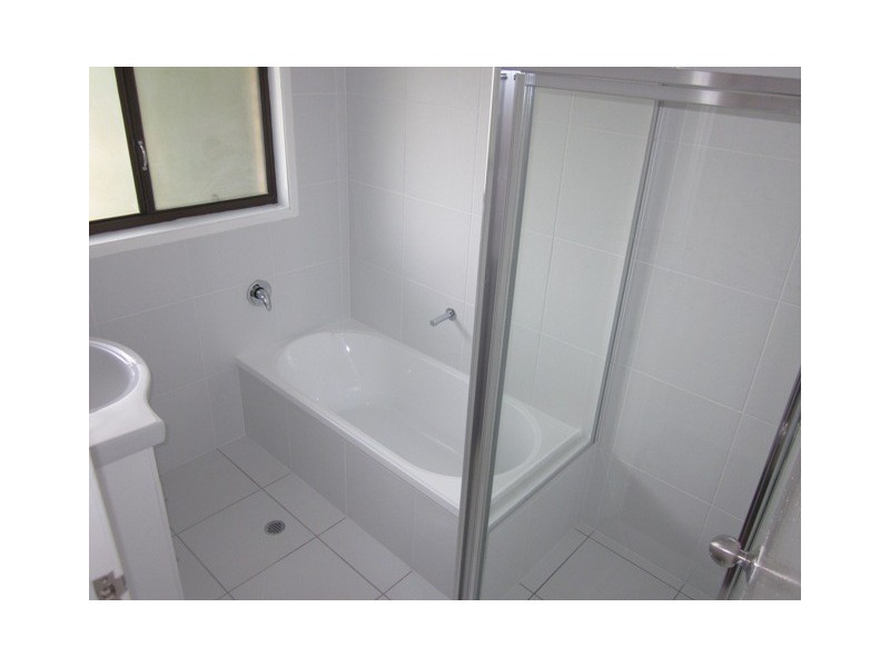 135 Barbarella Drive, Springwood QLD 4127