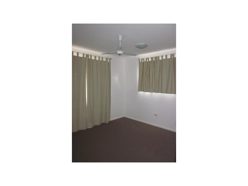 2 Bangalla Drive, Springwood QLD 4127