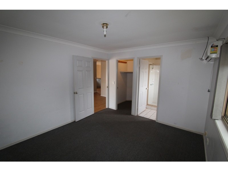 2 Lake Amaroo Court, Logan Reserve QLD 4133