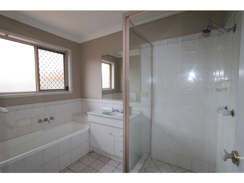 2 Lake Amaroo Court, Logan Reserve QLD 4133