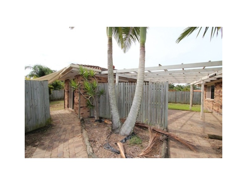 2 Lake Amaroo Court, Logan Reserve QLD 4133