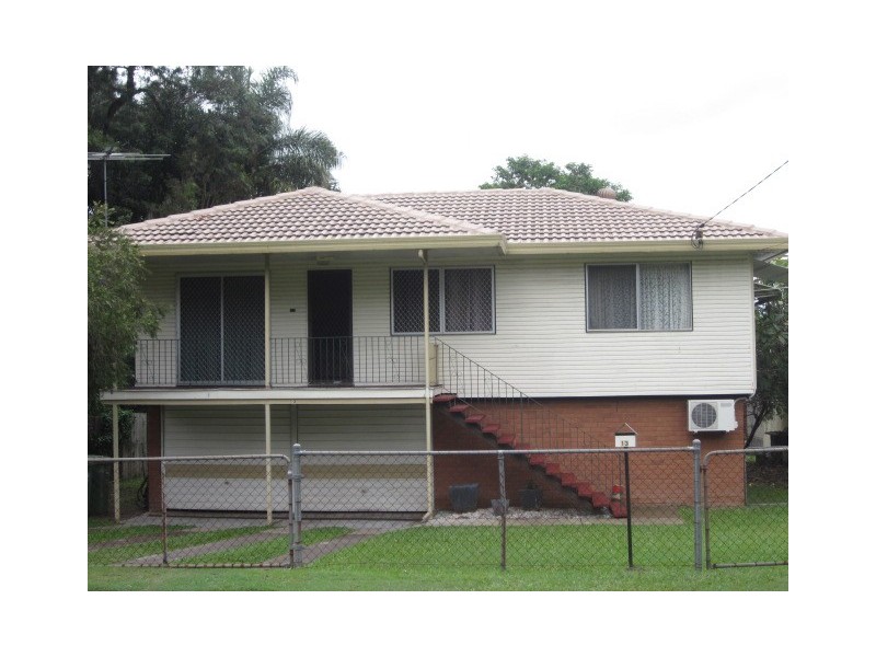 13 Rowan Street, Slacks Creek QLD 4127