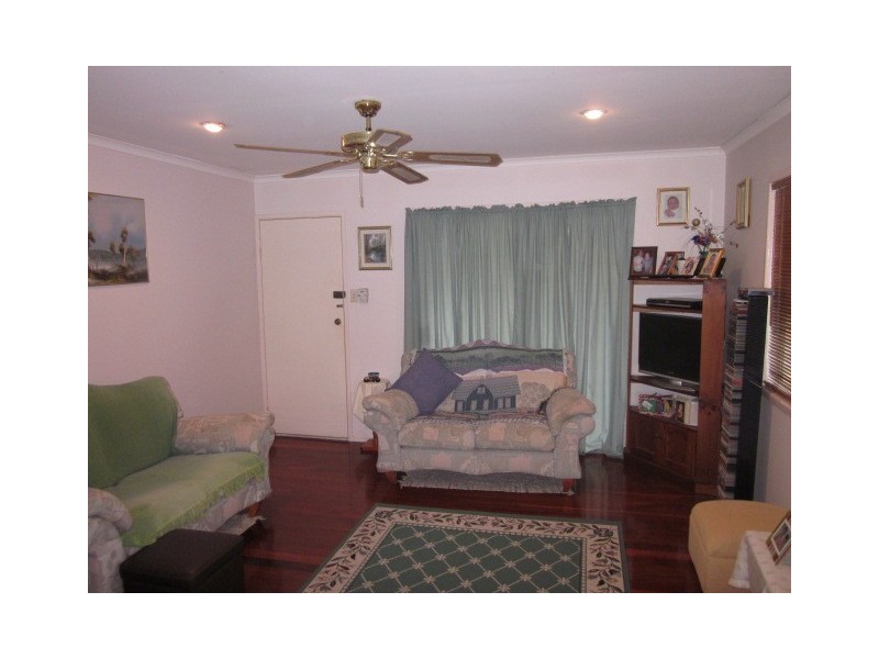 13 Rowan Street, Slacks Creek QLD 4127
