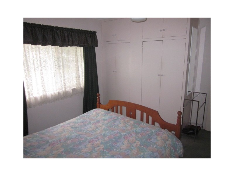 13 Rowan Street, Slacks Creek QLD 4127
