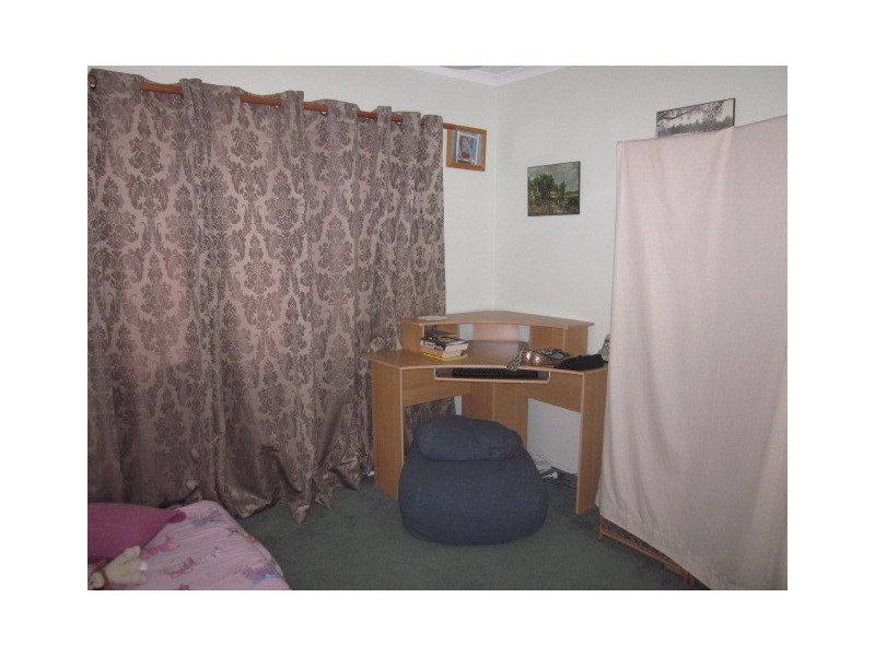 13 Rowan Street, Slacks Creek QLD 4127