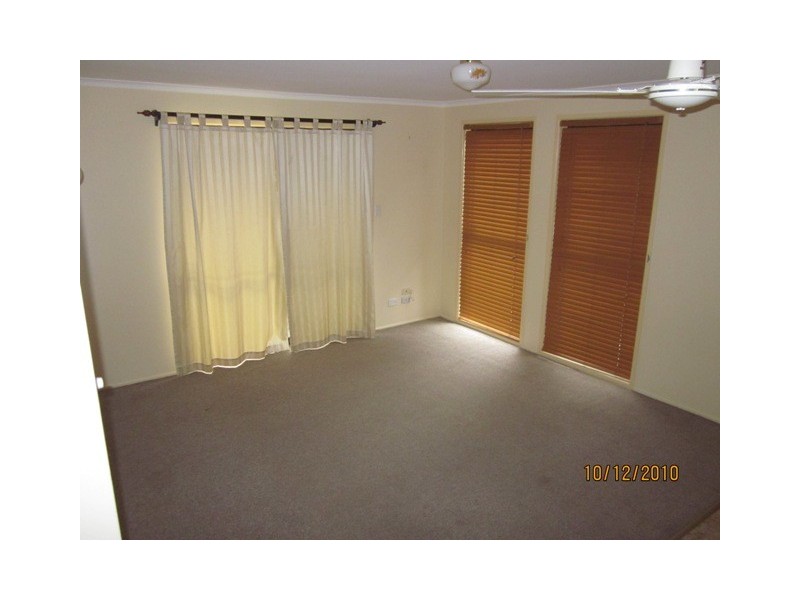 8 Juanita Grove, Springwood QLD 4127