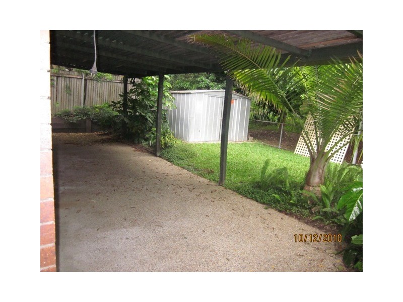 8 Juanita Grove, Springwood QLD 4127
