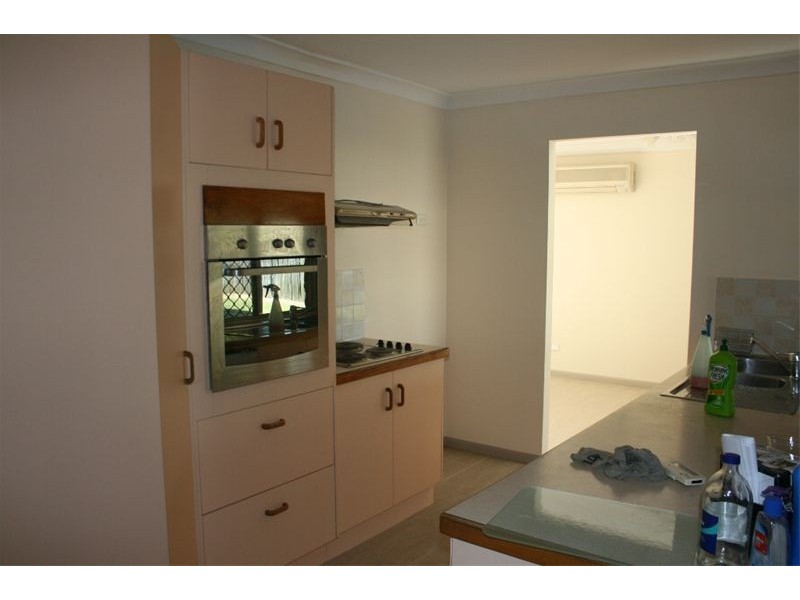 26 Hanlon Street, Tanah Merah QLD 4128