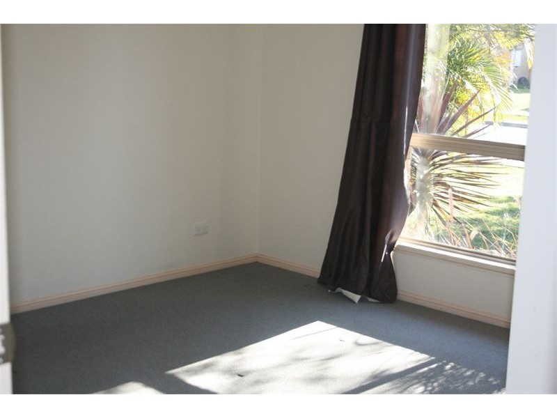 26 Hanlon Street, Tanah Merah QLD 4128