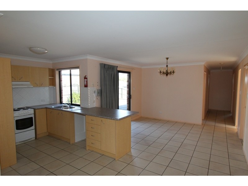 24 Wisdom Way, Crestmead QLD 4132