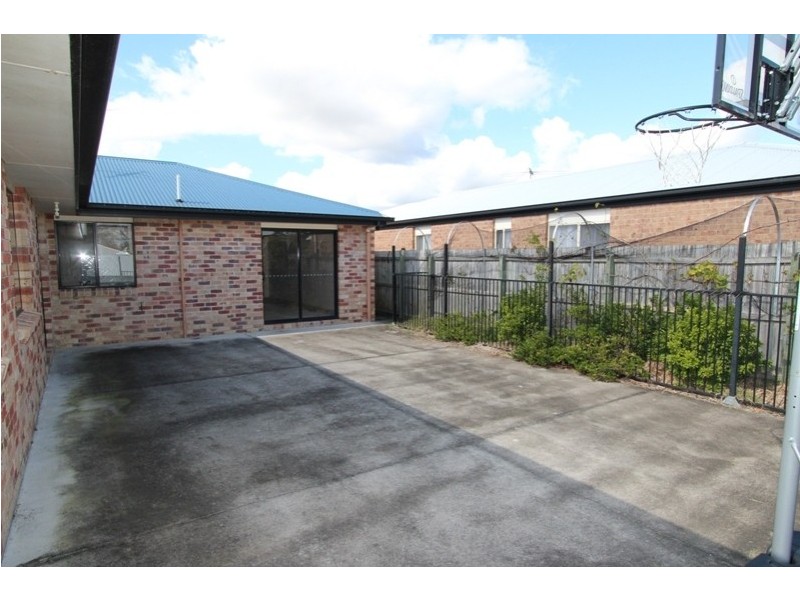 24 Wisdom Way, Crestmead QLD 4132