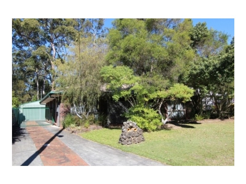 3 Bron Court, Loganlea QLD 4131