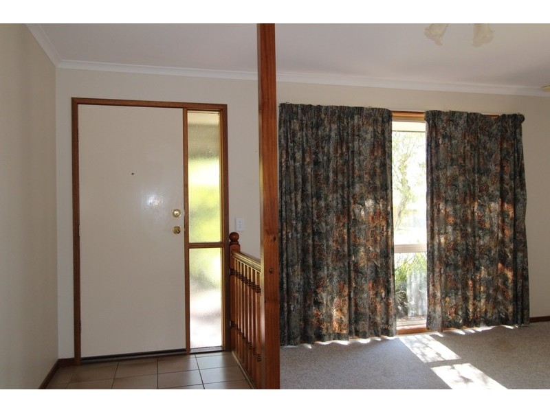 3 Bron Court, Loganlea QLD 4131