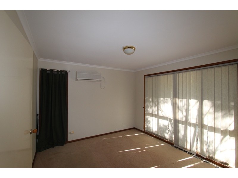 3 Bron Court, Loganlea QLD 4131