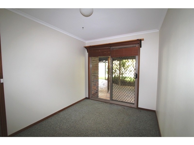 3 Bron Court, Loganlea QLD 4131