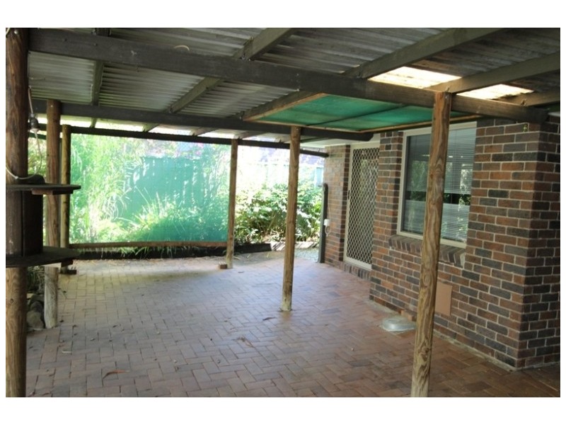 3 Bron Court, Loganlea QLD 4131