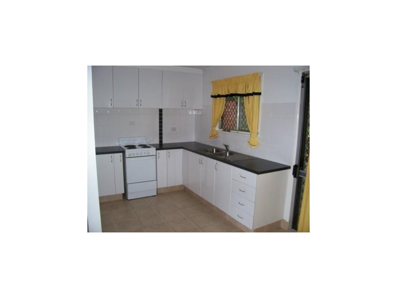 24 Whitey Street, Woodridge QLD 4114