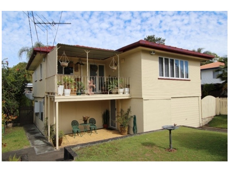 44 Camelia Avenue, Logan Central QLD 4114