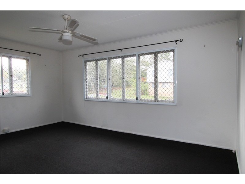 44 Camelia Avenue, Logan Central QLD 4114