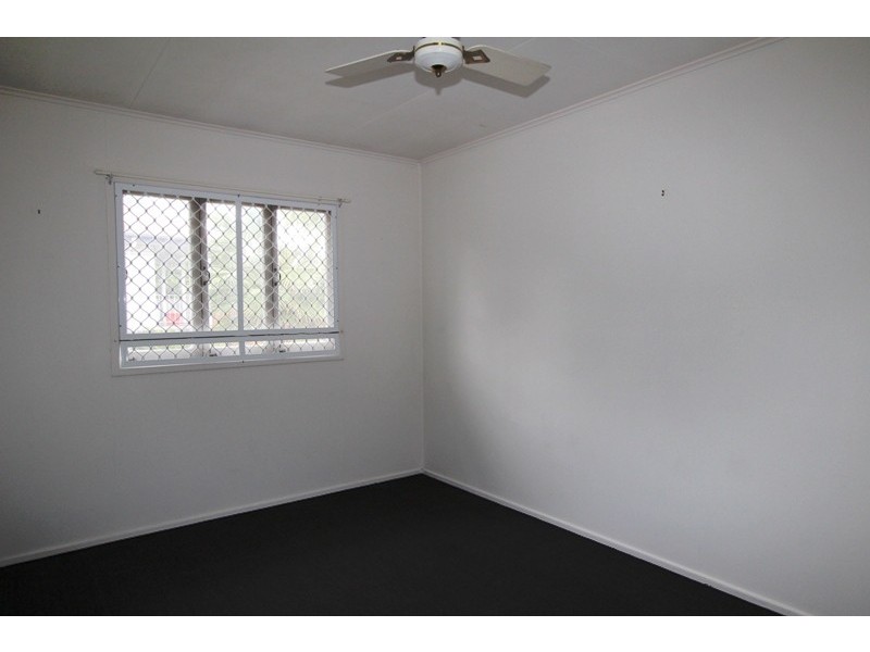 44 Camelia Avenue, Logan Central QLD 4114