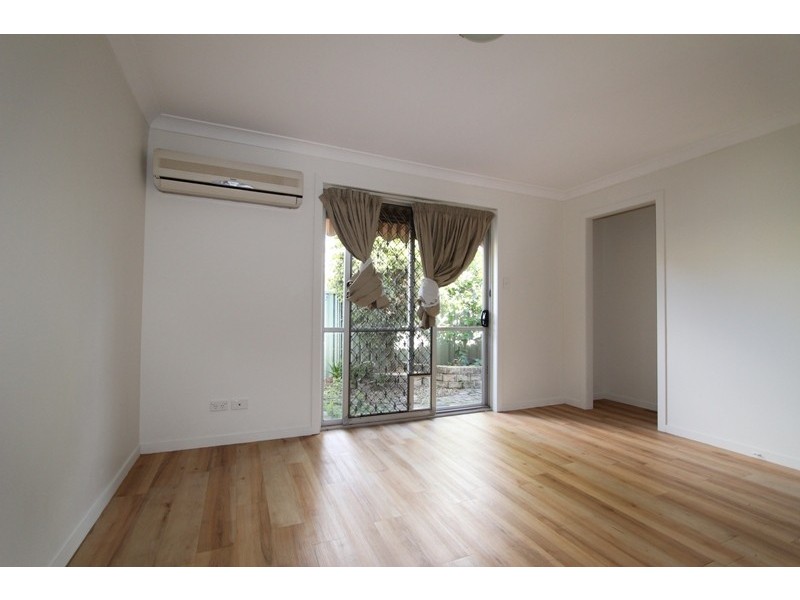 2/82 Ewing Road, Woodridge QLD 4114