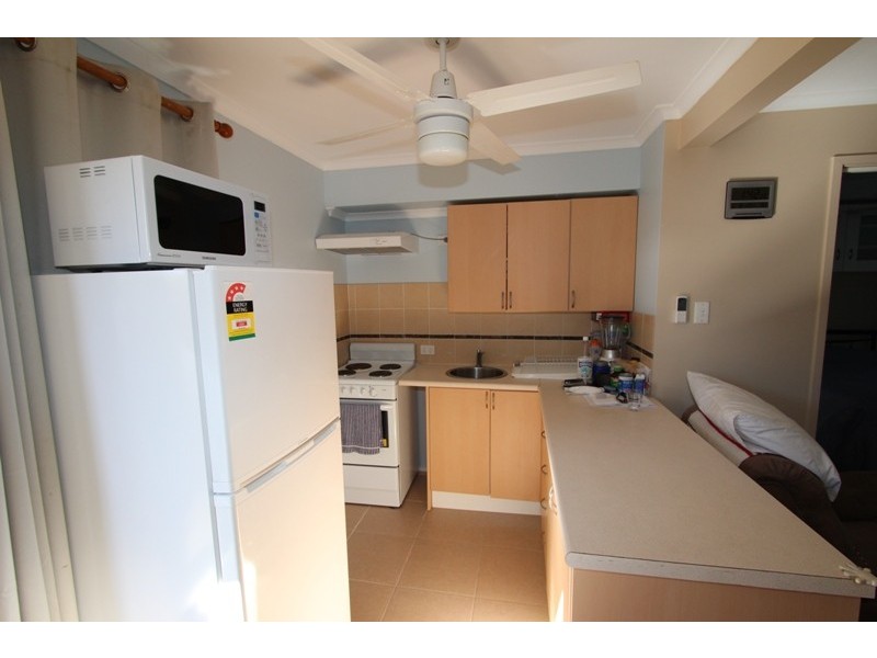 2/41 Defiance Road, Woodridge QLD 4114