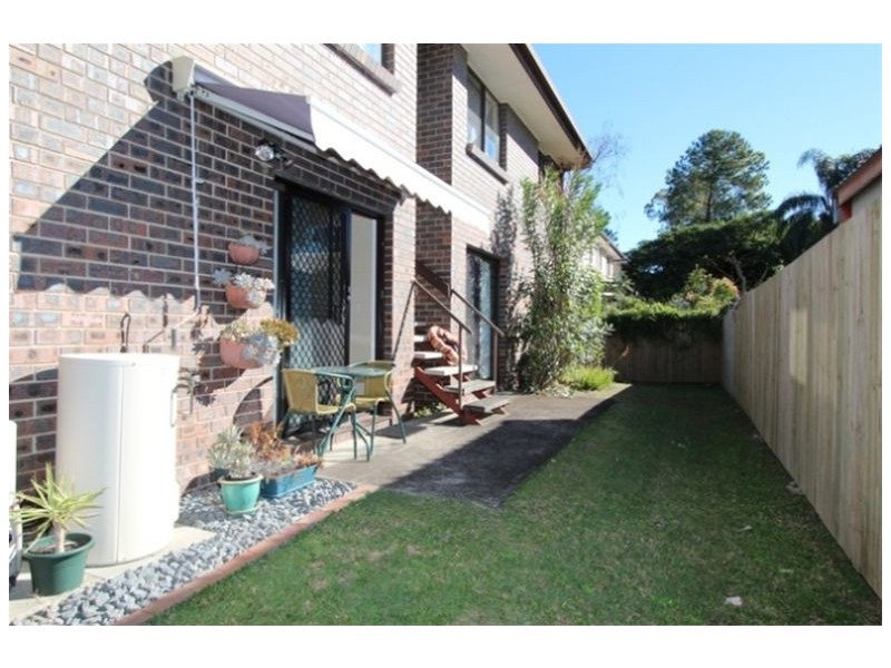 2/41 Defiance Road, Woodridge QLD 4114