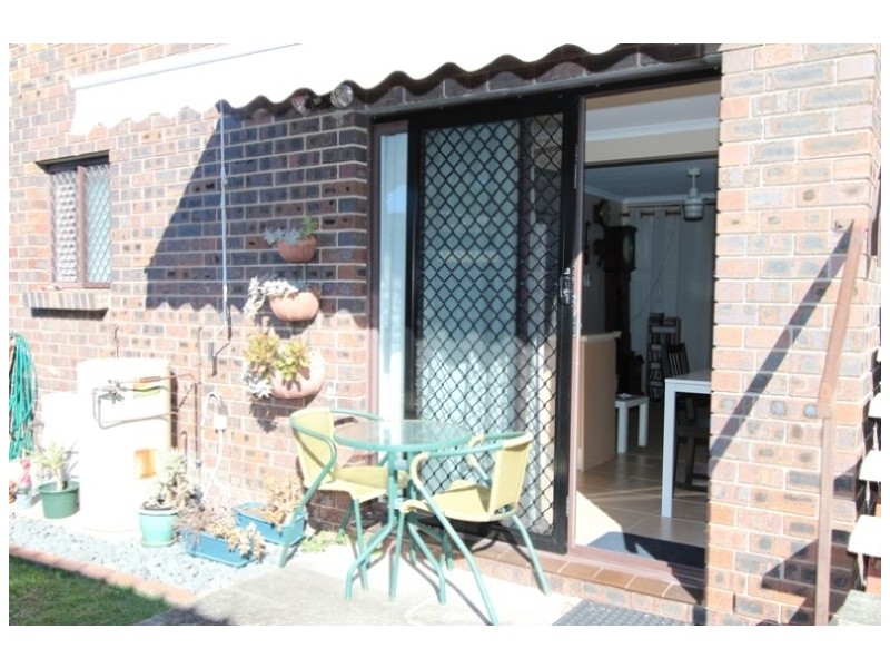 2/41 Defiance Road, Woodridge QLD 4114