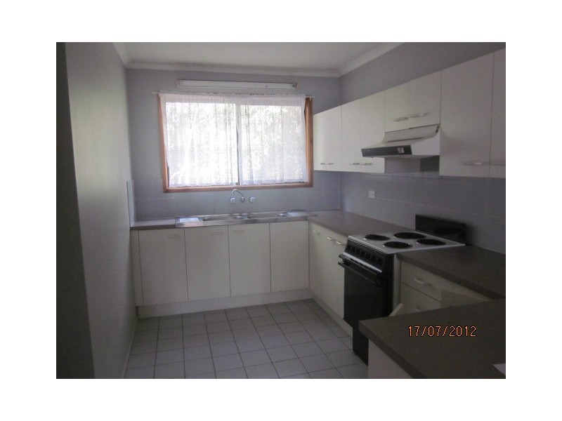 8/155 John Paul Drive, Springwood QLD 4127