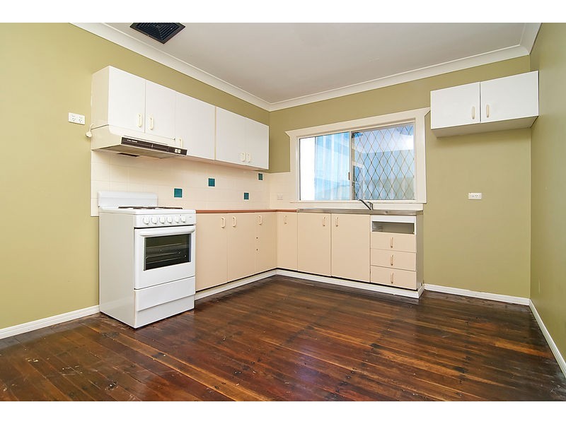 5 Elizabeth Street, Woodridge QLD 4114