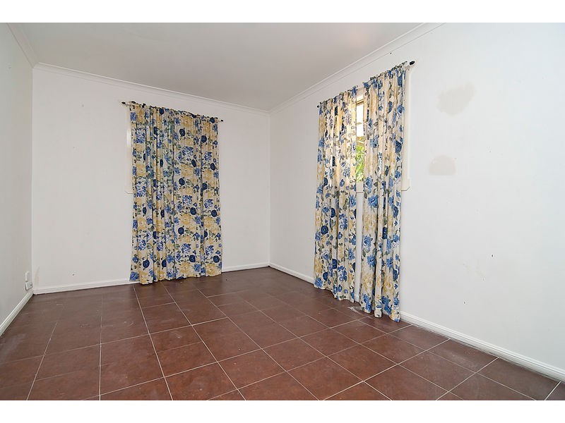 5 Elizabeth Street, Woodridge QLD 4114