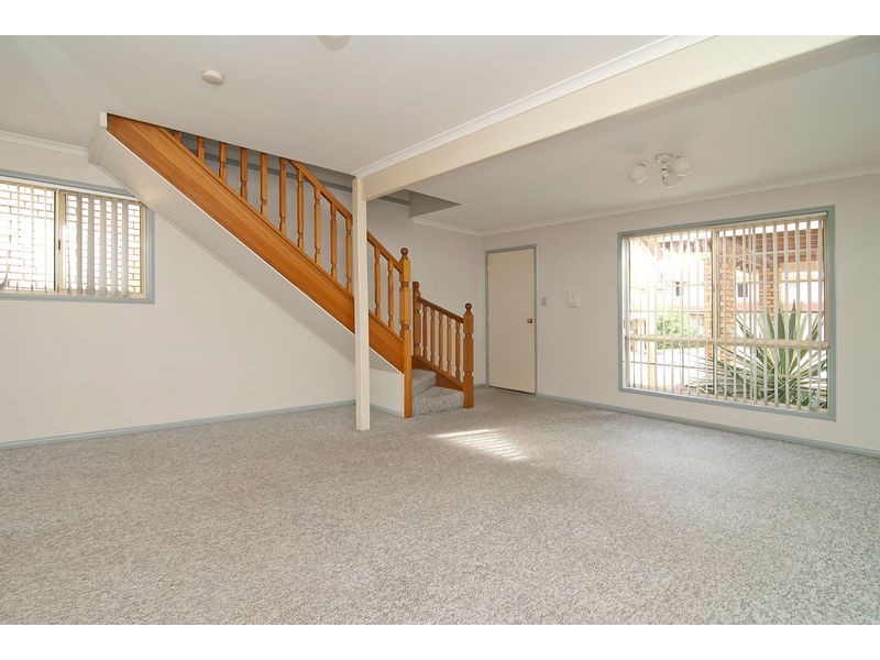 37/99 Barbaralla Drive, Springwood QLD 4127