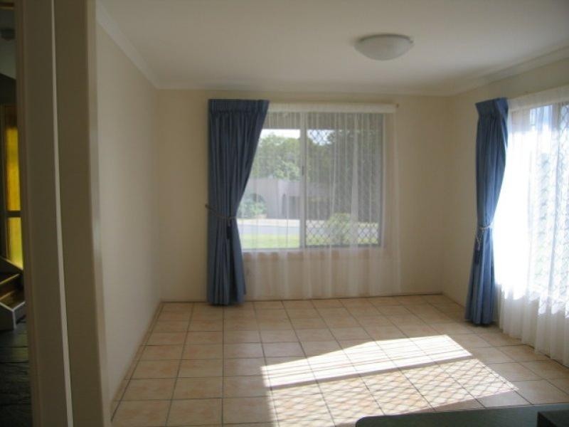 13 Kinloch Street, Daisy Hill QLD 4127