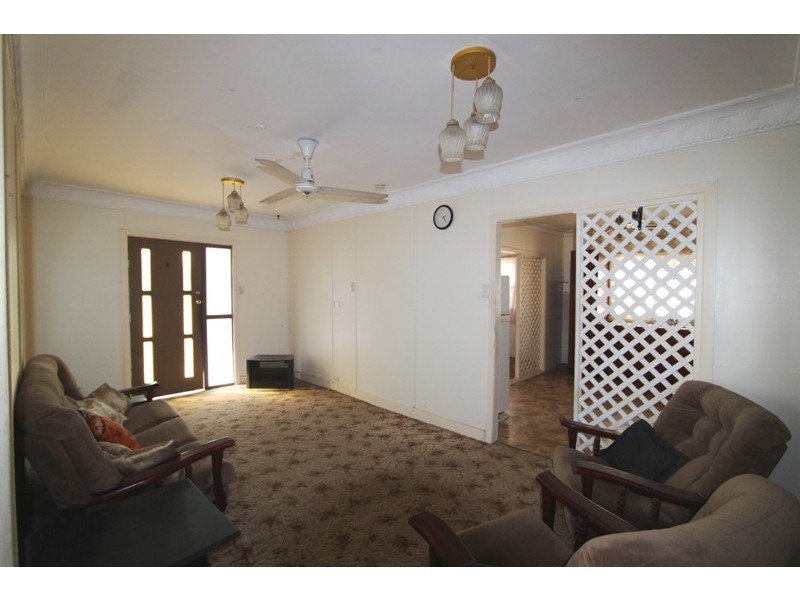 6 Elizabeth Street, Woodridge QLD 4114