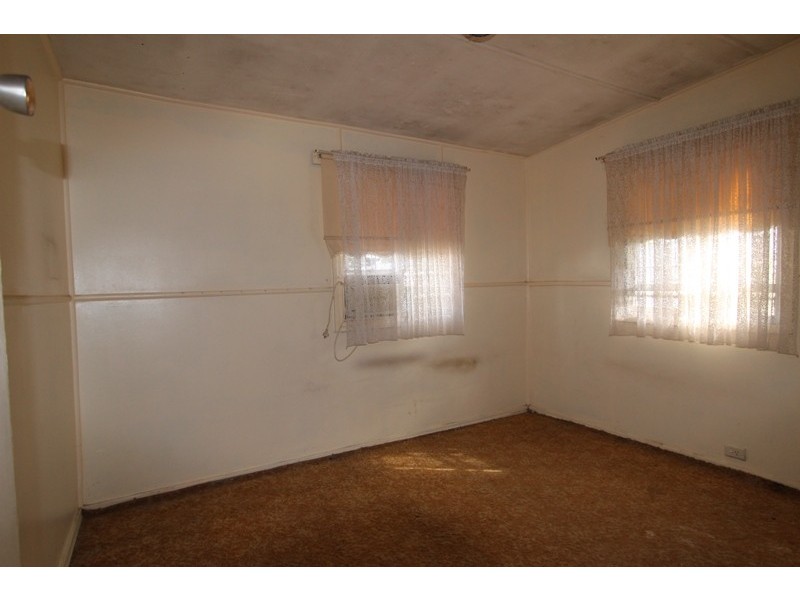 6 Elizabeth Street, Woodridge QLD 4114