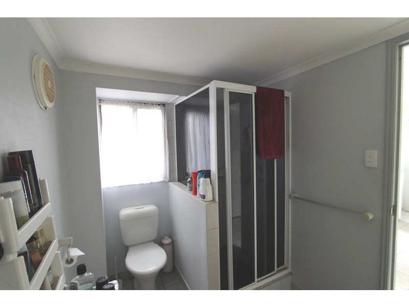 42 Paradise Road, Slacks Creek QLD 4127