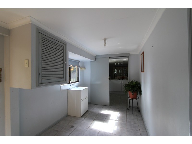 42 Paradise Road, Slacks Creek QLD 4127